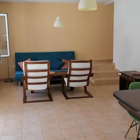 George's House Giannádes